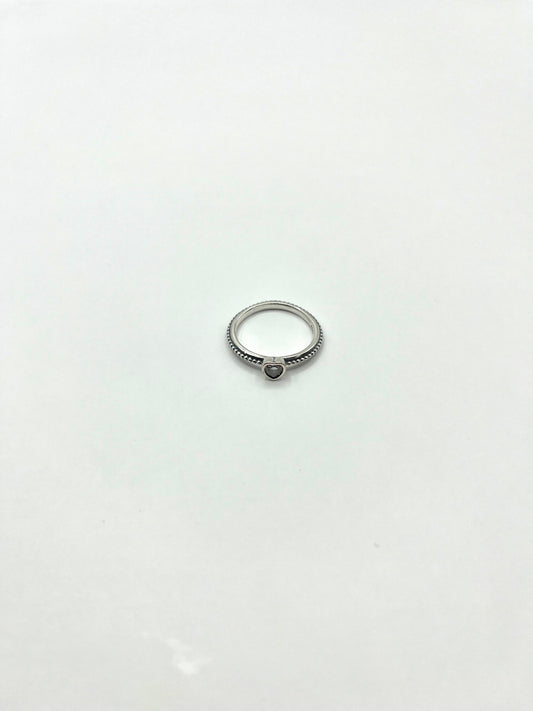 Marie Belle - hartvormige ring met zirkonia steen